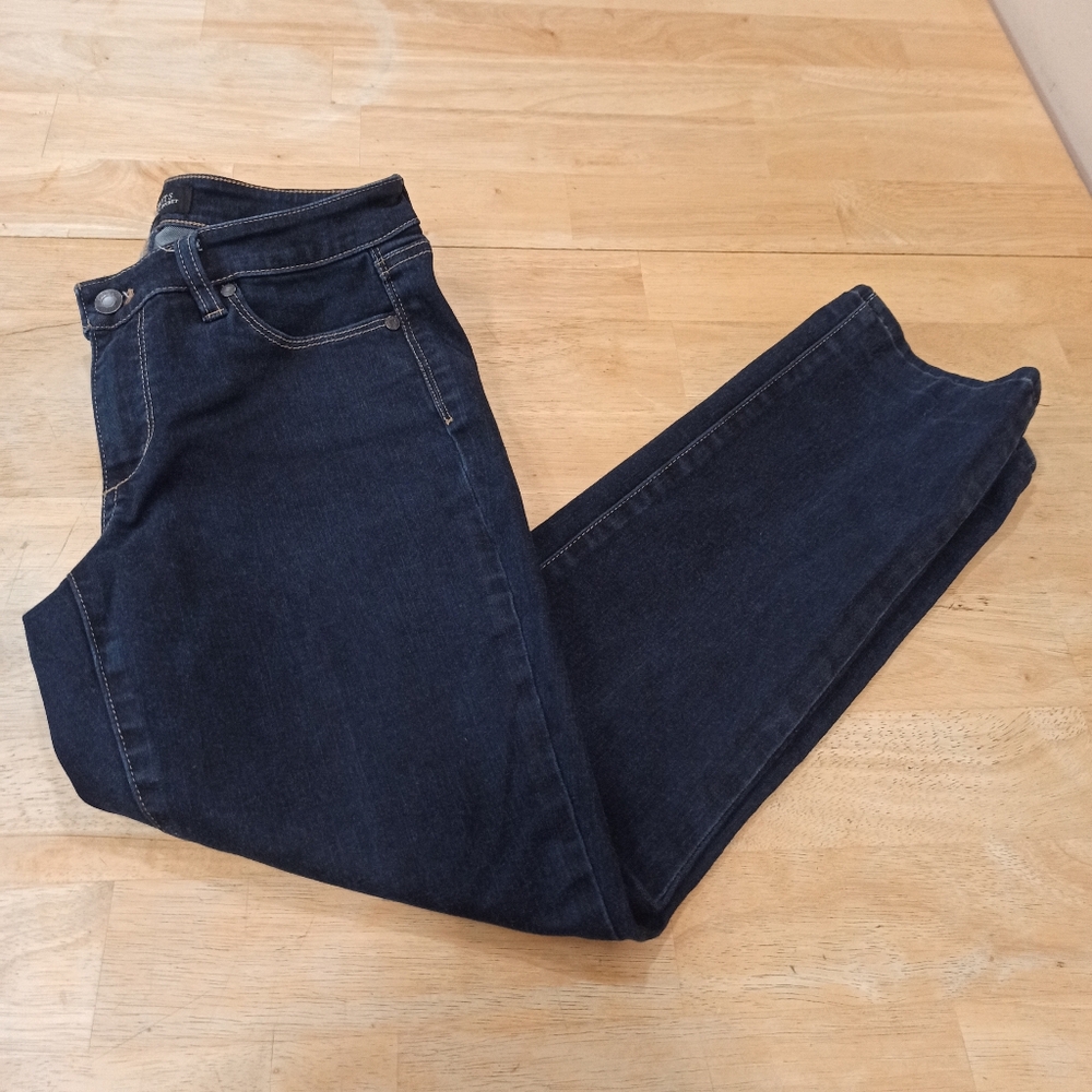 Talbots Flawless Five-Pocket PetitesJeans Women 4P Dark Blue Low Rise - Picture 12 of 16